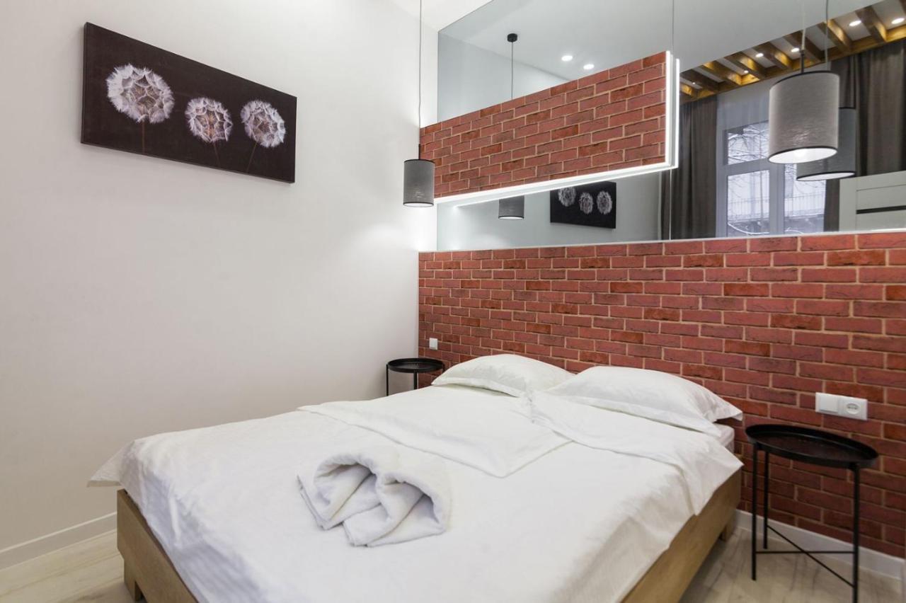 Apartments On Kulisha Str Lviv Ngoại thất bức ảnh