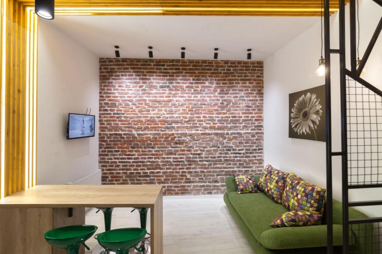 Apartments On Kulisha Str Lviv Ngoại thất bức ảnh